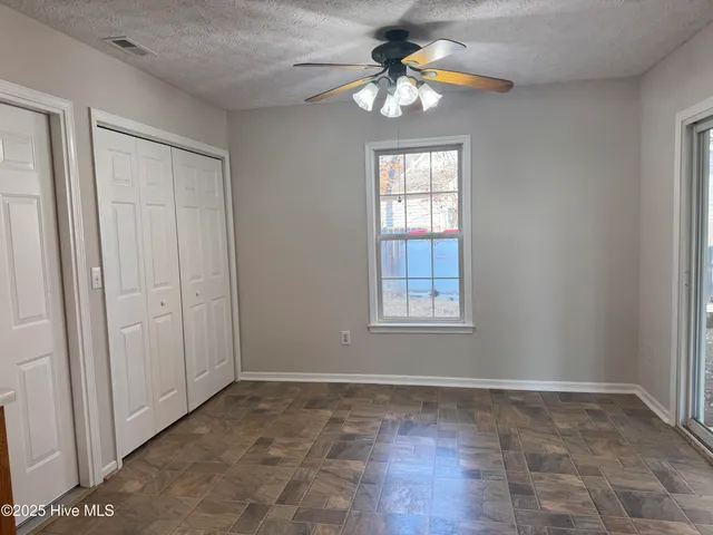 $1,755 | 308 Farina Drive, Havelock, NC 28532