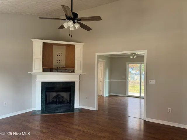 $1,755 | 308 Farina Drive, Havelock, NC 28532