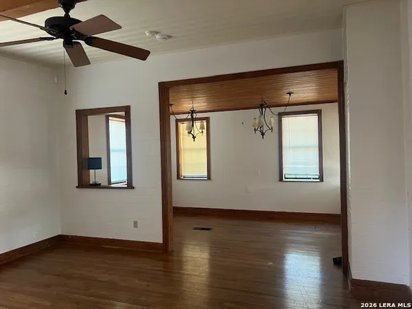 $2,200 | 402 Herff Street, Boerne, TX 78006