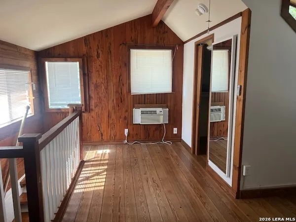 $2,200 | 402 Herff Street, Boerne, TX 78006