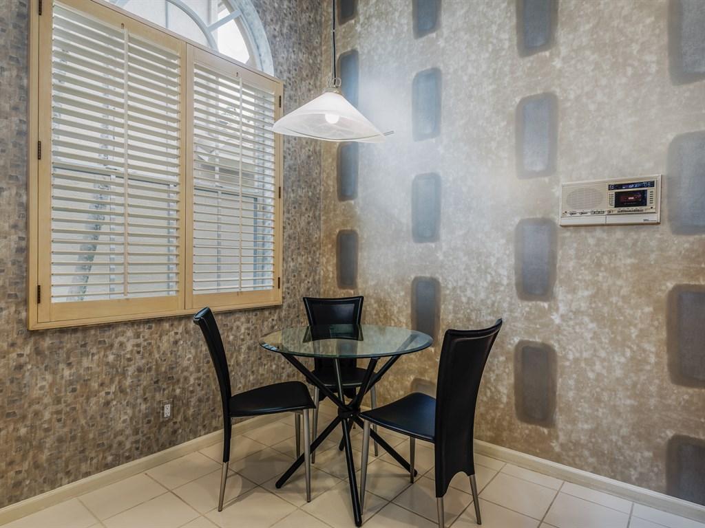 2496 Northwest 66th Drive Boca Raton, FL 33496 - Photo 8 of 19 Eat-in Kitchen!