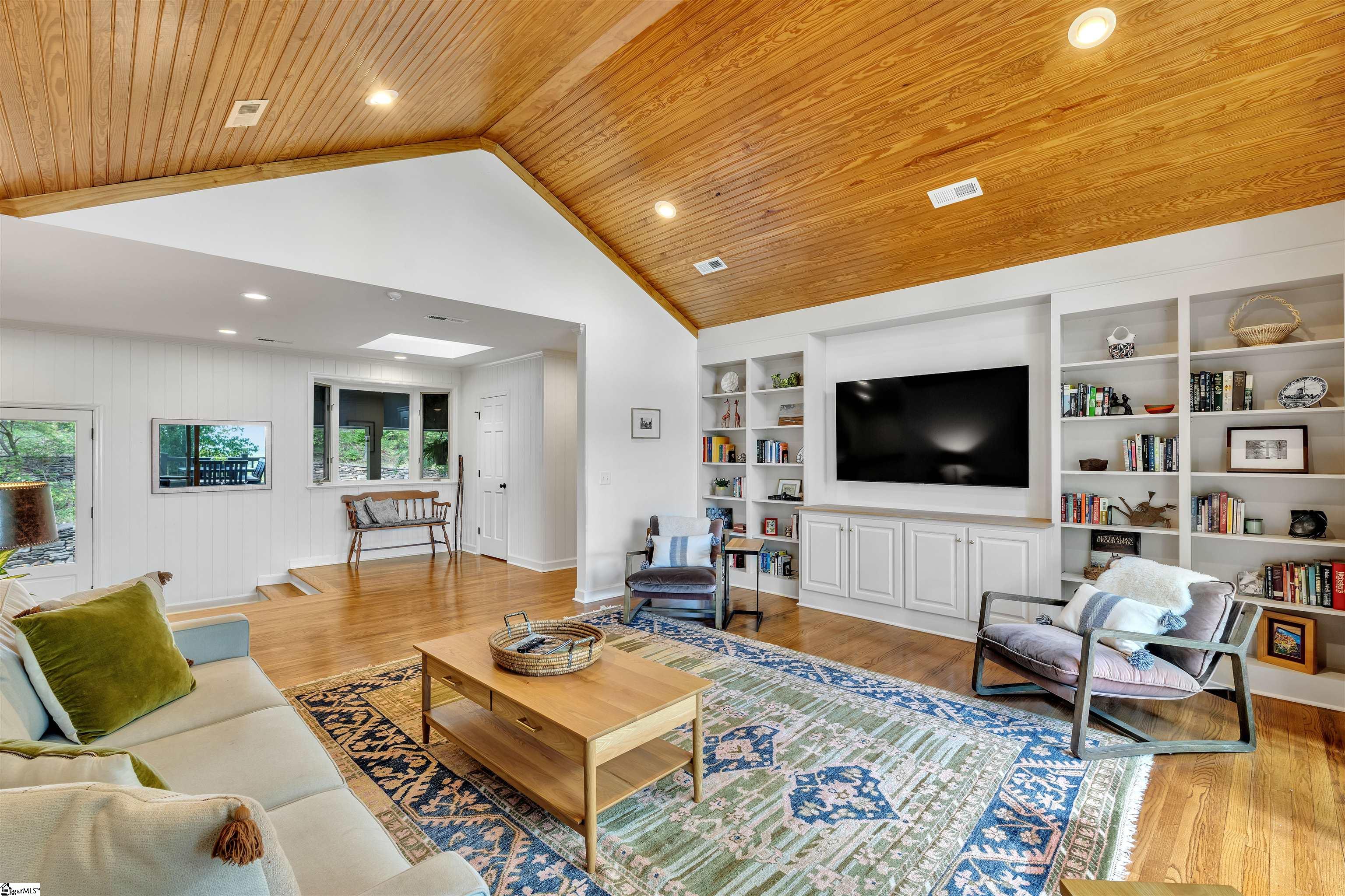 404 Audubon Road Greenville, SC 29609 - Photo 7 of 50