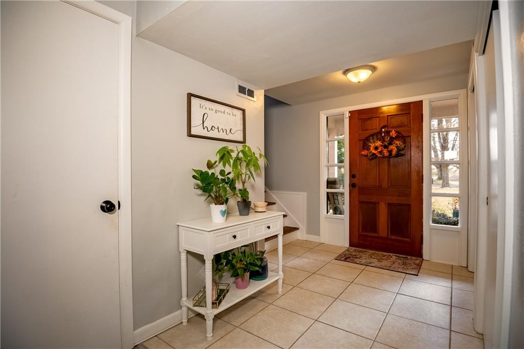 3469 Panin Road Hermitage, PA 16148 - Photo 4 of 27 Gallery Image 4