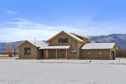 $1,875,000 | 6022 Fox Springs Drive, Victor, ID 83455