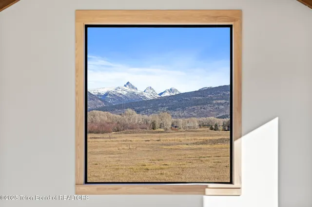 $1,875,000 | 6022 Fox Springs Drive, Victor, ID 83455