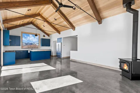 $1,875,000 | 6022 Fox Springs Drive, Victor, ID 83455