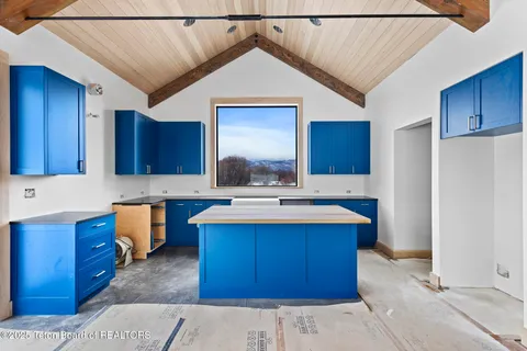 $1,875,000 | 6022 Fox Springs Drive, Victor, ID 83455