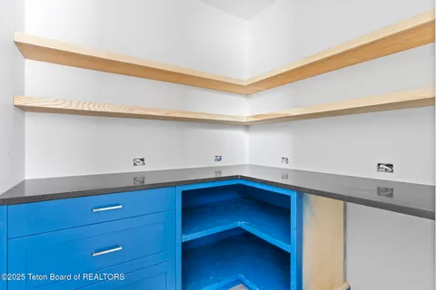 $1,875,000 | 6022 Fox Springs Drive, Victor, ID 83455