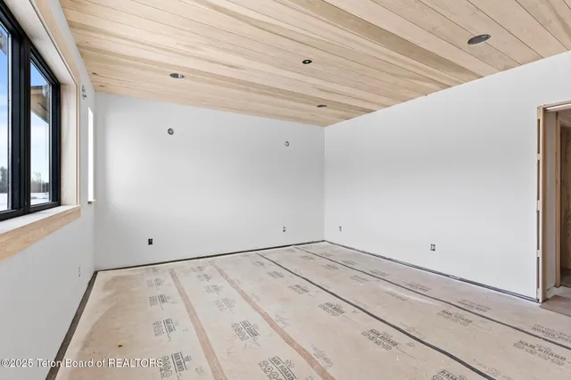 $1,875,000 | 6022 Fox Springs Drive, Victor, ID 83455