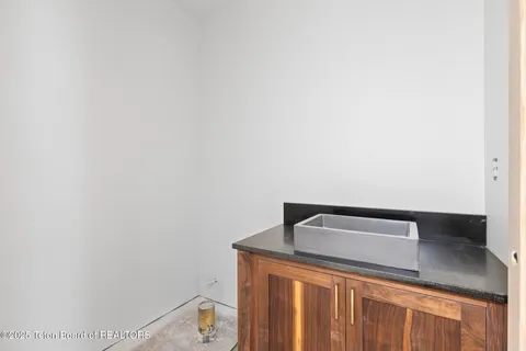 $1,875,000 | 6022 Fox Springs Drive, Victor, ID 83455