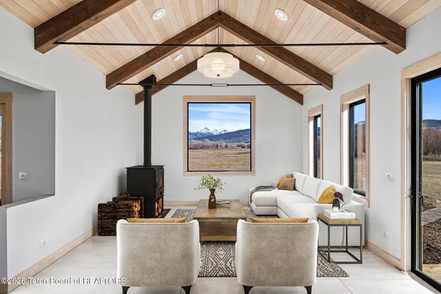 $1,875,000 | 6022 Fox Springs Drive, Victor, ID 83455