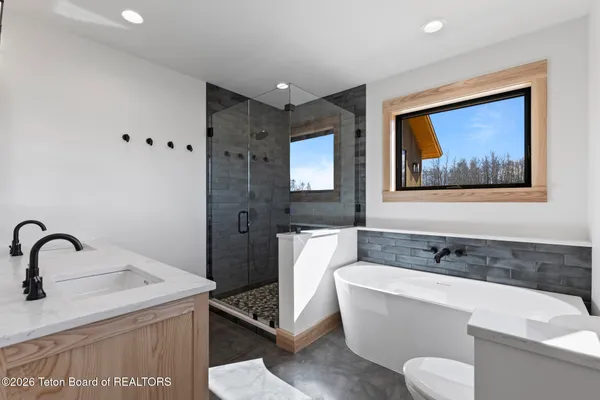 $1,875,000 | 6022 Fox Springs Drive, Victor, ID 83455