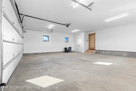 $1,875,000 | 6022 Fox Springs Drive, Victor, ID 83455