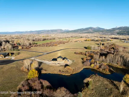 $1,875,000 | 6022 Fox Springs Drive, Victor, ID 83455