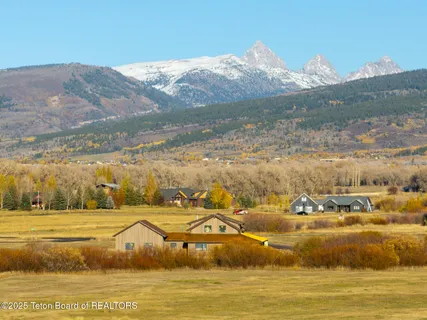 $1,875,000 | 6022 Fox Springs Drive, Victor, ID 83455