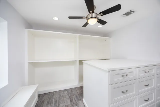 $2,000 | 418 Land Grant Drive, Richmond, TX 77406