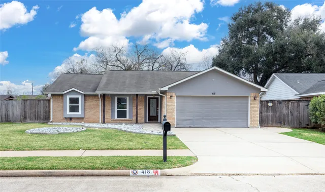 $2,000 | 418 Land Grant Drive, Richmond, TX 77406