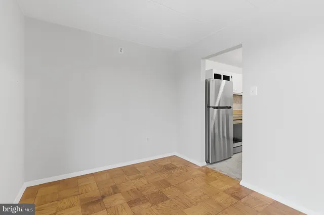 $2,100 | 2614 Fort Farnsworth Road, Unit 254, Alexandria, VA 22303