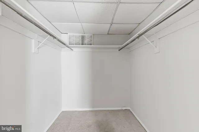 $2,100 | 2614 Fort Farnsworth Road, Unit 254, Alexandria, VA 22303