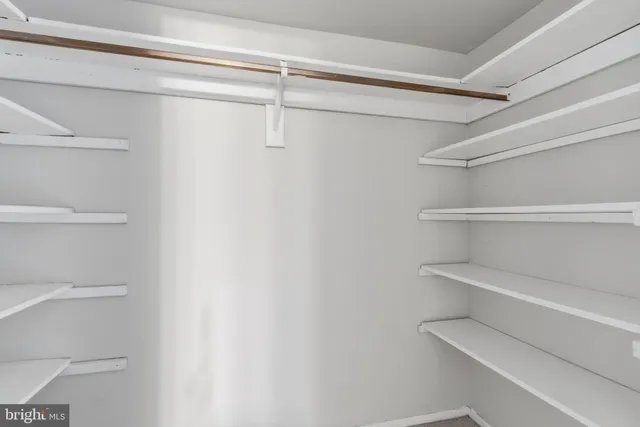 $2,100 | 2614 Fort Farnsworth Road, Unit 254, Alexandria, VA 22303