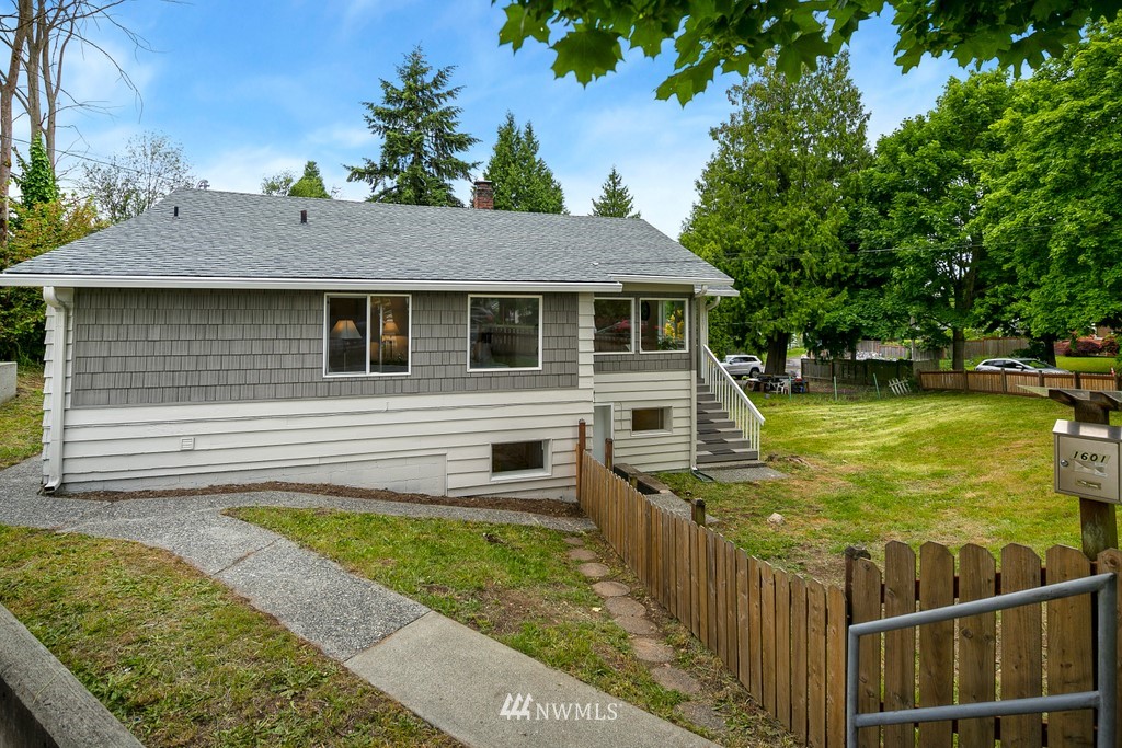 1601 Southwest Austin Street Seattle, WA 98106 - Photo 25 of 25 Gallery Image 25
