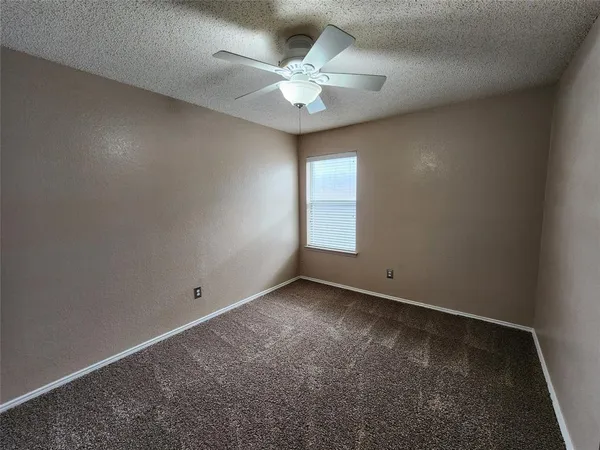 $2,100 | 4821 Eagle Trace Drive, Fort Worth, TX 76244