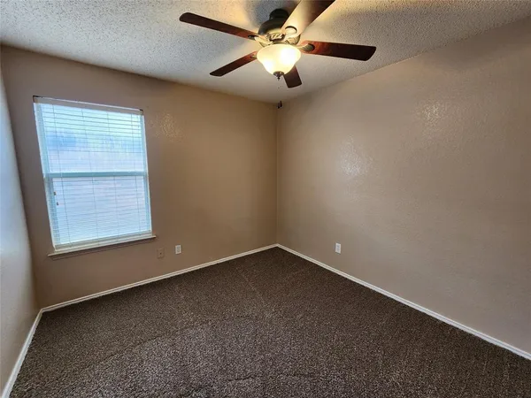 $2,100 | 4821 Eagle Trace Drive, Fort Worth, TX 76244