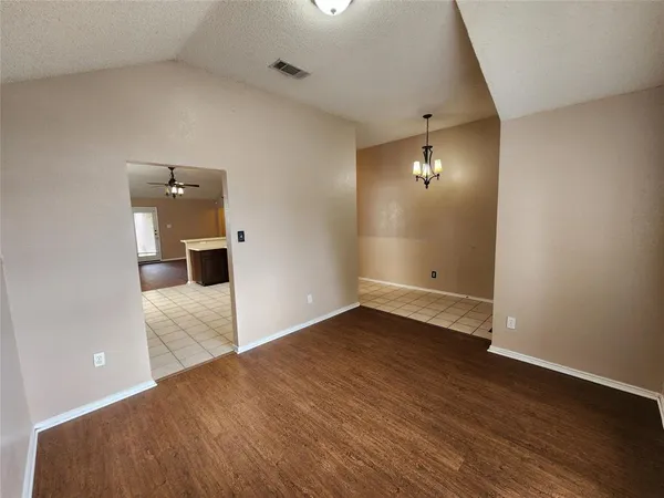 $2,100 | 4821 Eagle Trace Drive, Fort Worth, TX 76244