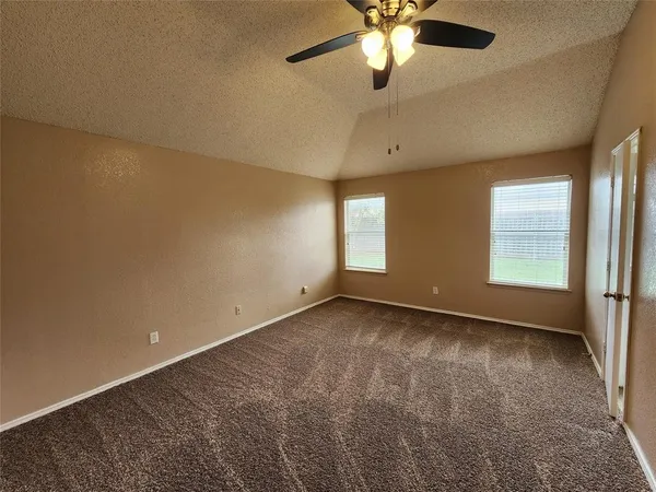 $2,100 | 4821 Eagle Trace Drive, Fort Worth, TX 76244