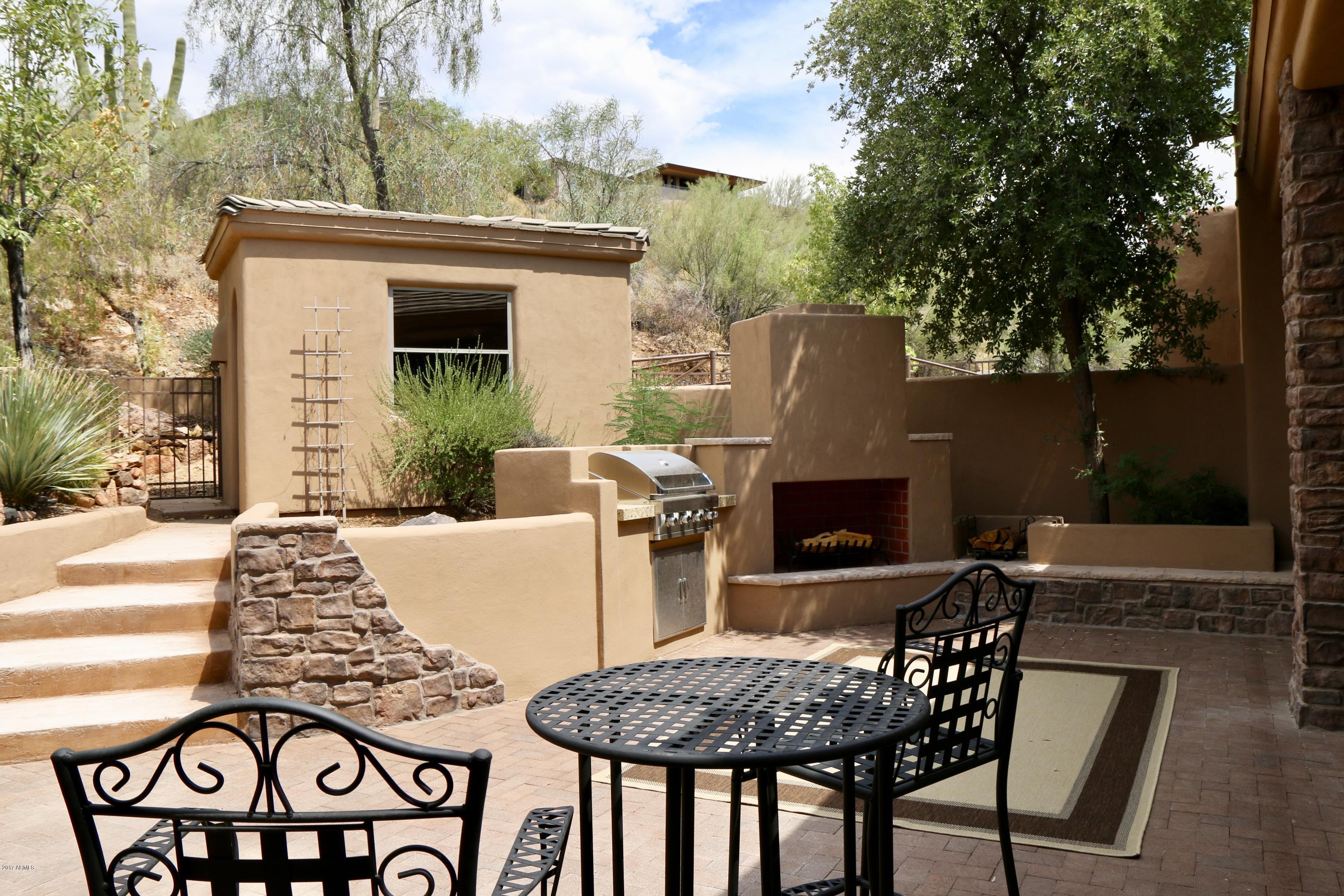 36423 Sidewinder Road Carefree, AZ 85377 - Photo 13 of 59 FRONT COURTYARD