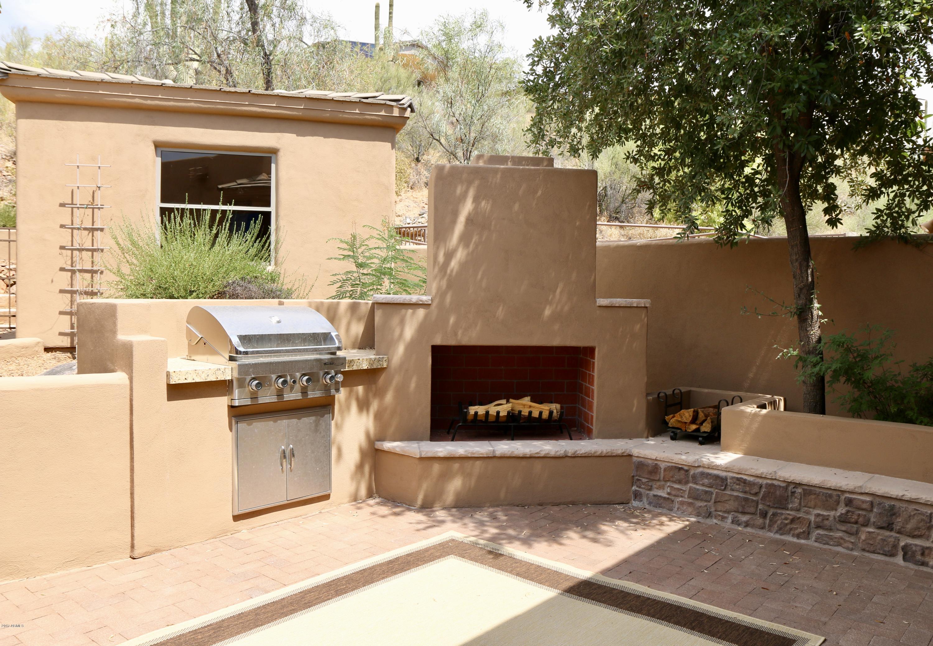 36423 Sidewinder Road Carefree, AZ 85377 - Photo 14 of 59 FRONT COURTYARD