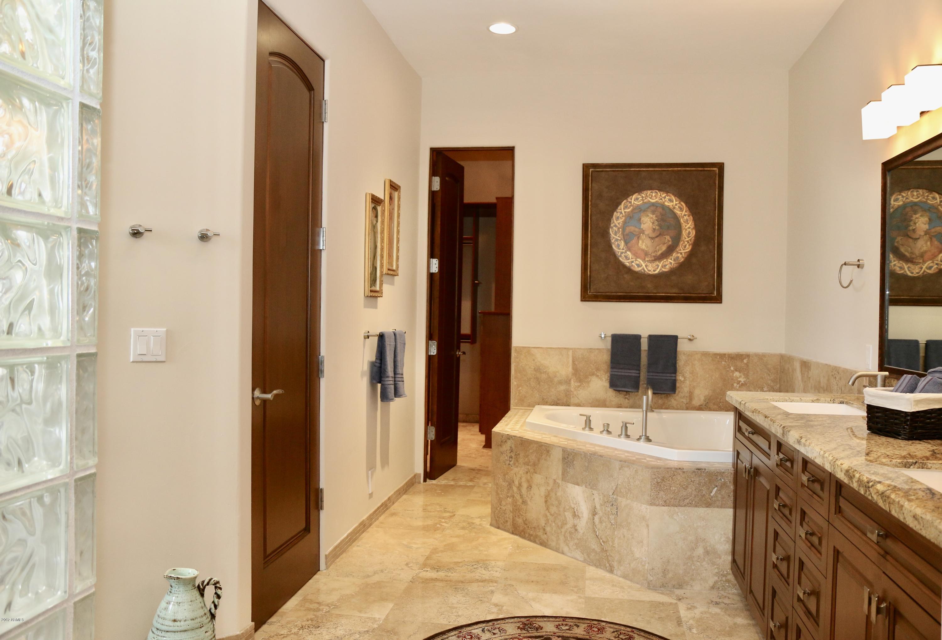 36423 Sidewinder Road Carefree, AZ 85377 - Photo 42 of 59 MASTER BATH