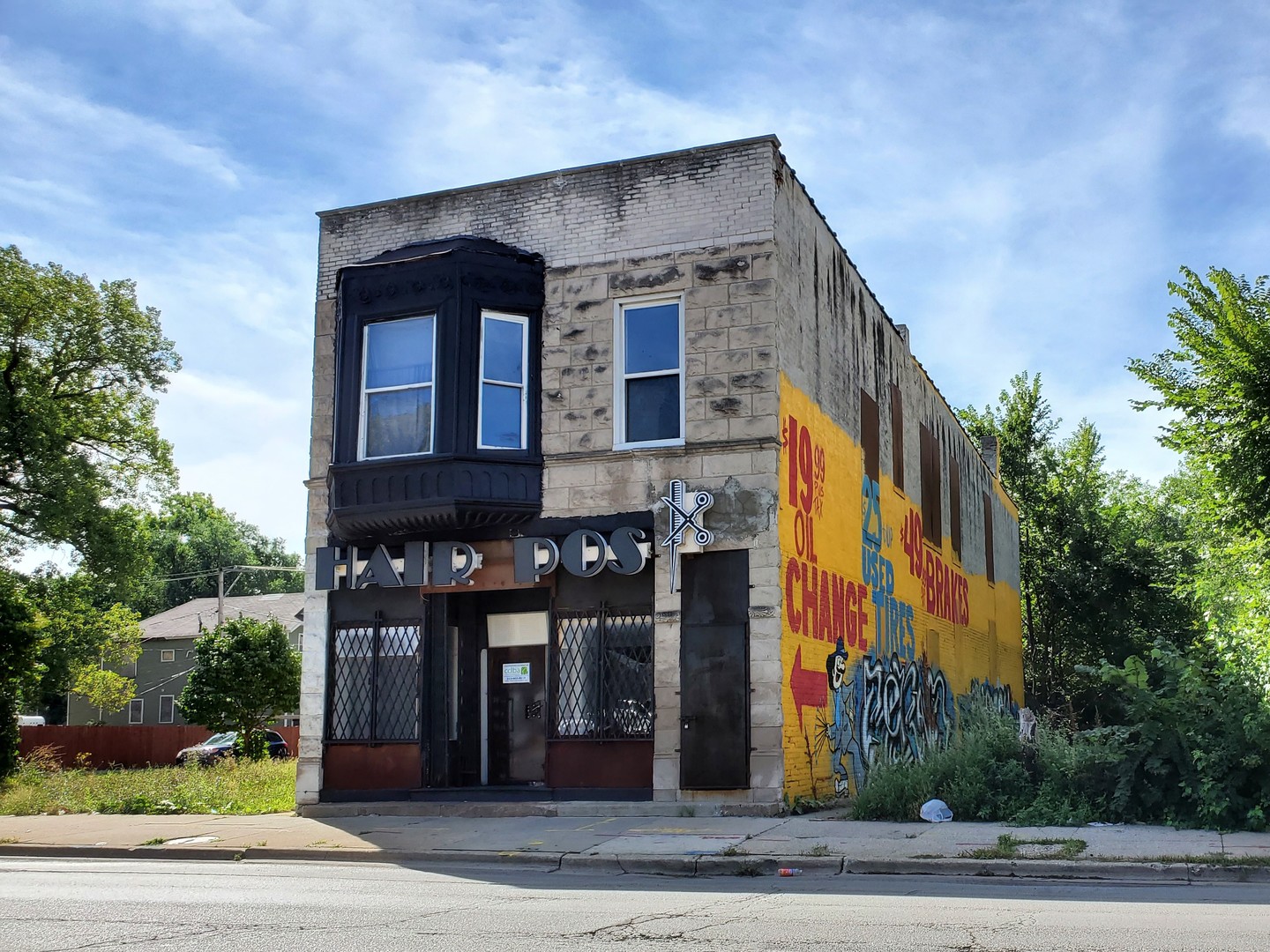 937 West 59th Street Chicago, IL 60621 - Photo 5 of 11 a view of a building with a street