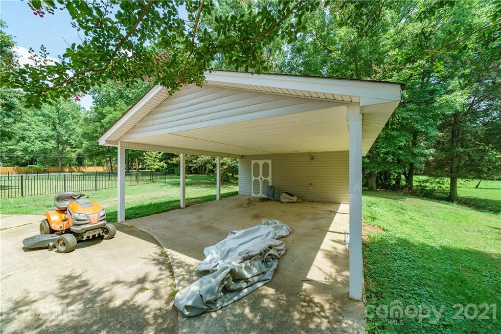 3340 Dan Hood Road Matthews, NC 28105 - Photo 4 of 48 a view of a house with backyard