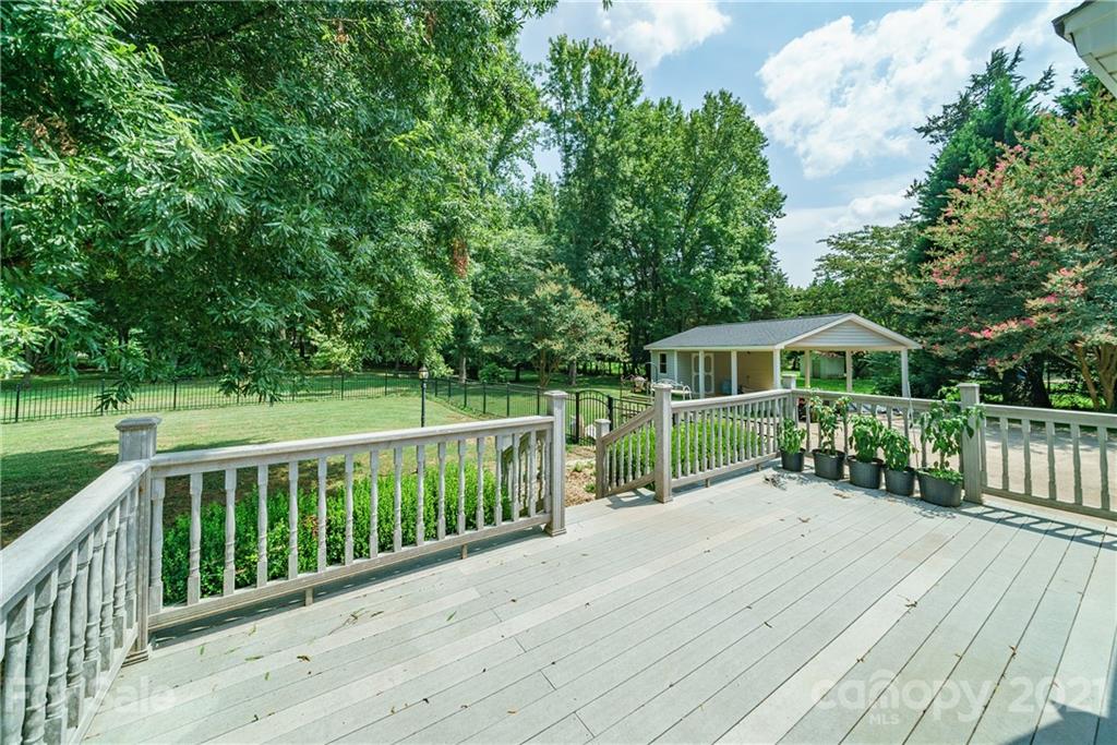 3340 Dan Hood Road Matthews, NC 28105 - Photo 7 of 48