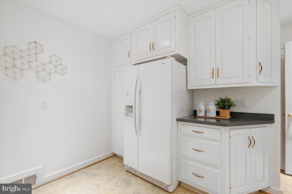5911 Grayson Street Springfield, VA 22150 - Photo 20 of 40 Gallery Image 20