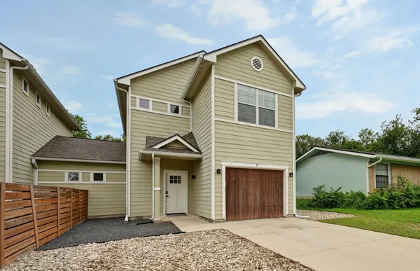 $2,495 | 3203 Carol Ann Drive, Unit B, Austin, TX 78723