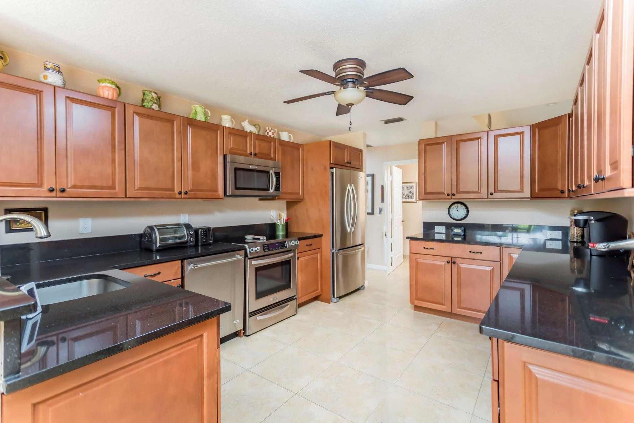 11350 Boca Woods Lane Boca Raton, FL 33428 - Photo 2 of 34 Photo 2