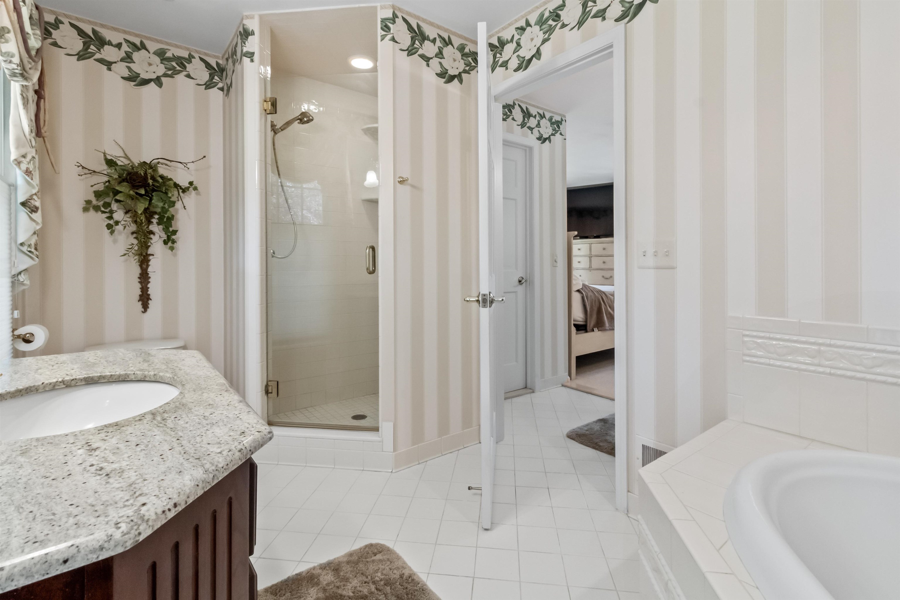 70500 Carnegie Lane Romeo, MI 48065 - Photo 35 of 53 50143211-37c7c552-b47c-4a02-9e61-b7fb082254a9.JPG