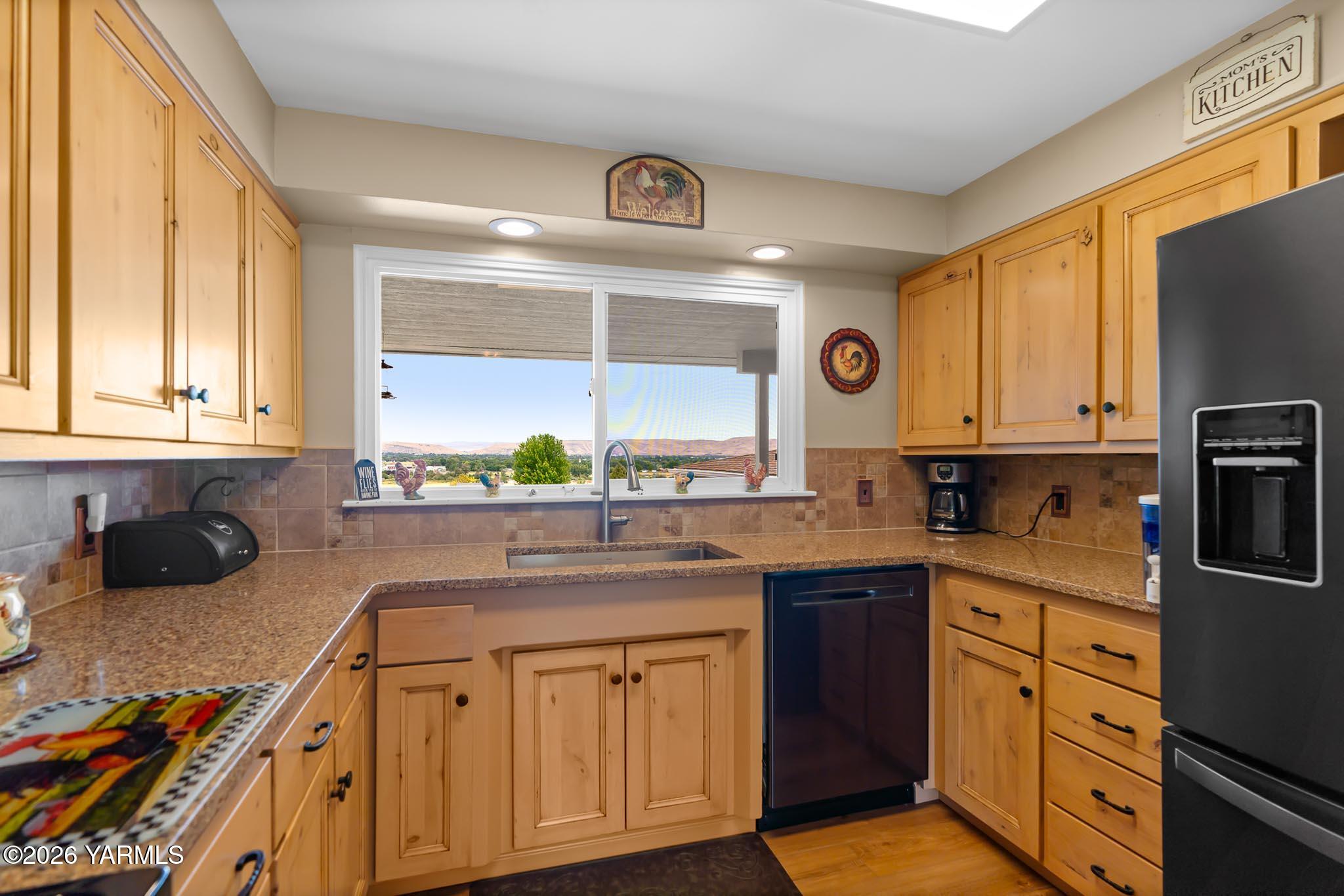 1007 Meadowbrook Road Yakima, WA 98903 - Photo 18 of 47 1007 Meadowbrook Rd-8