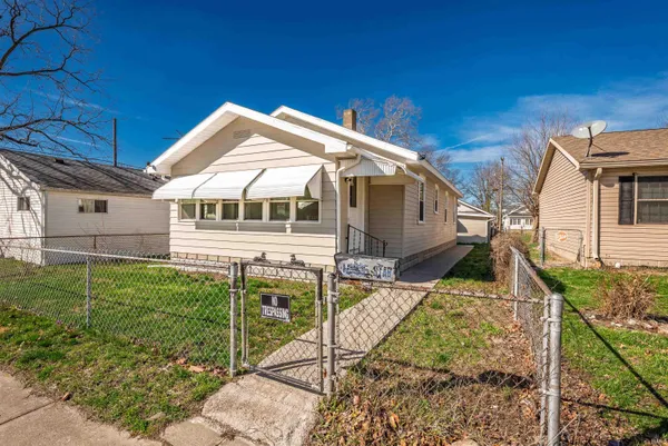 $134,900 | 1448 West 14th Street, Muncie, IN 47302