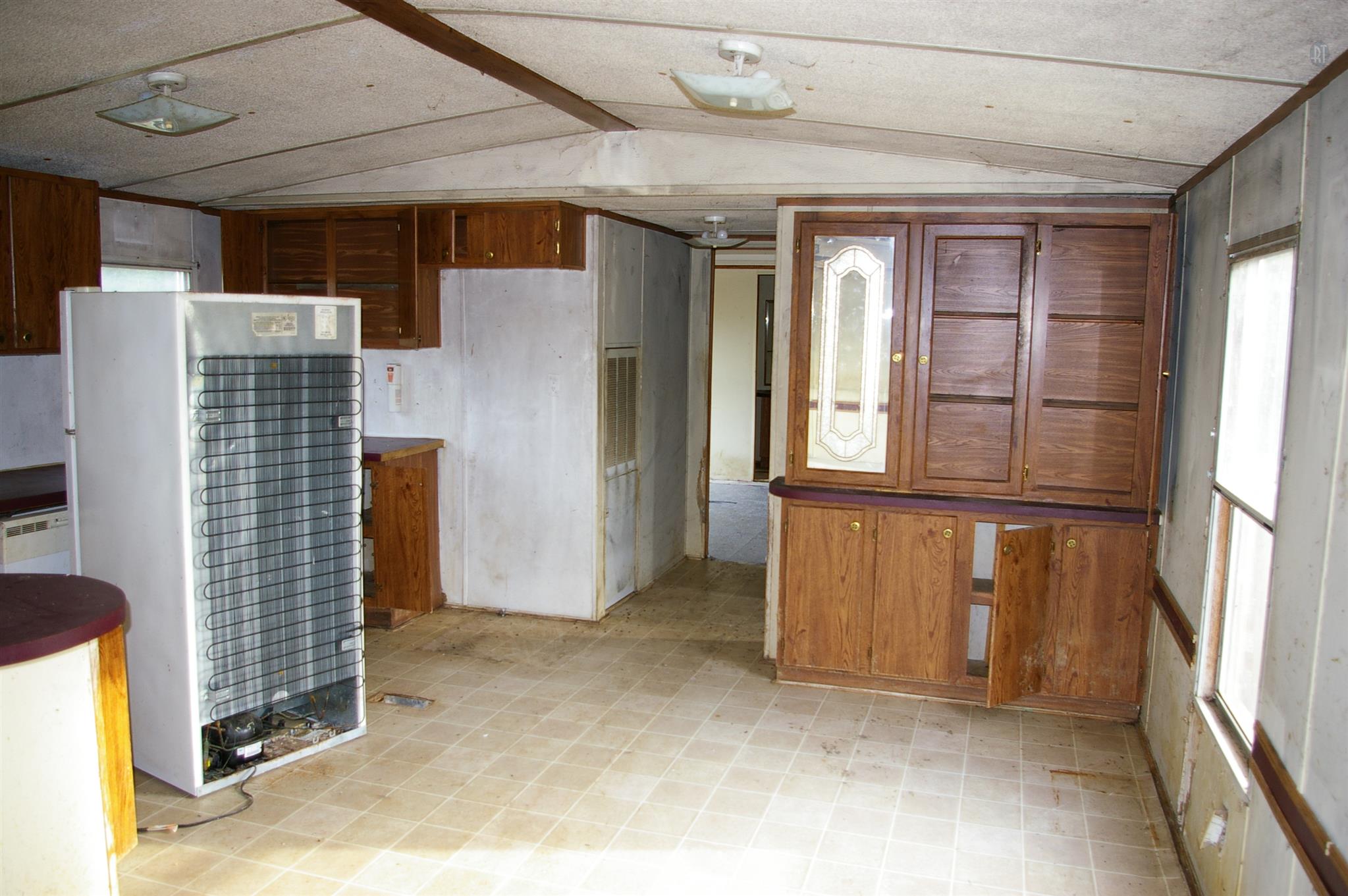 1890 Cortner Road Wartrace, TN 37183 - Photo 5 of 16 Kitchen