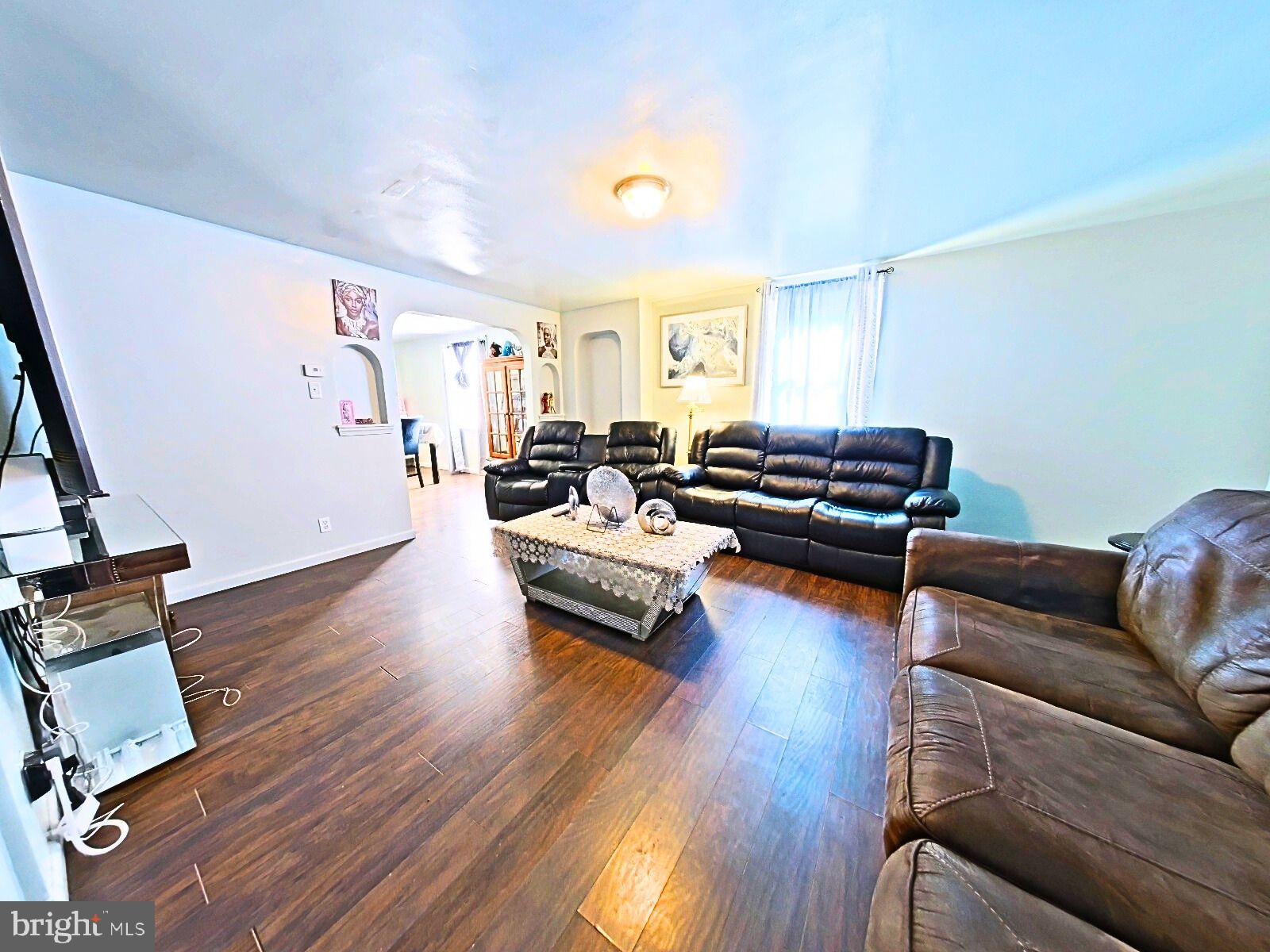 345 Copley Road Upper Darby, PA 19082 - Photo 3 of 24 Living Room