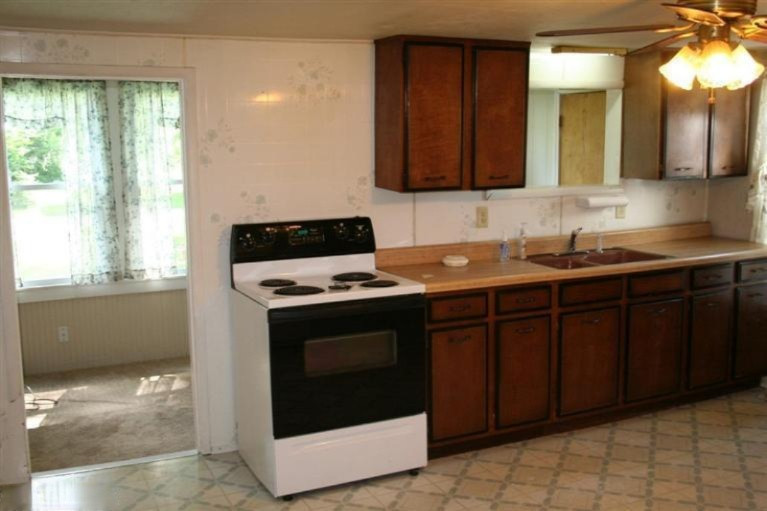 5240 North Coloma Road Coloma, MI 49038 - Photo 9 of 24 Additional Photo