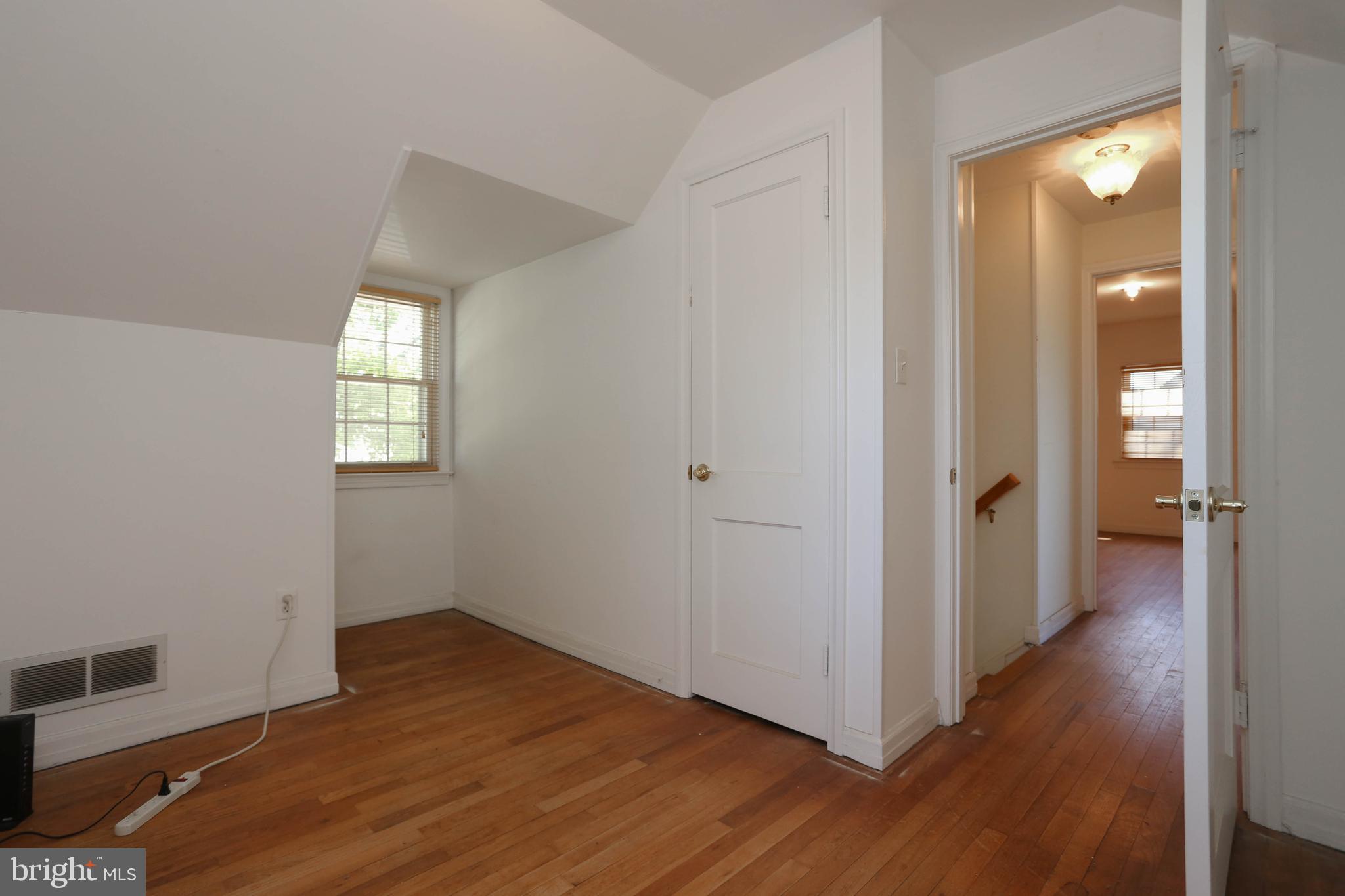 1823 Cromwood Road Baltimore, MD 21234 - Photo 11 of 32 Gallery Image 11