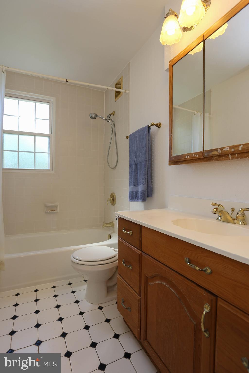 1823 Cromwood Road Baltimore, MD 21234 - Photo 15 of 32 Gallery Image 15