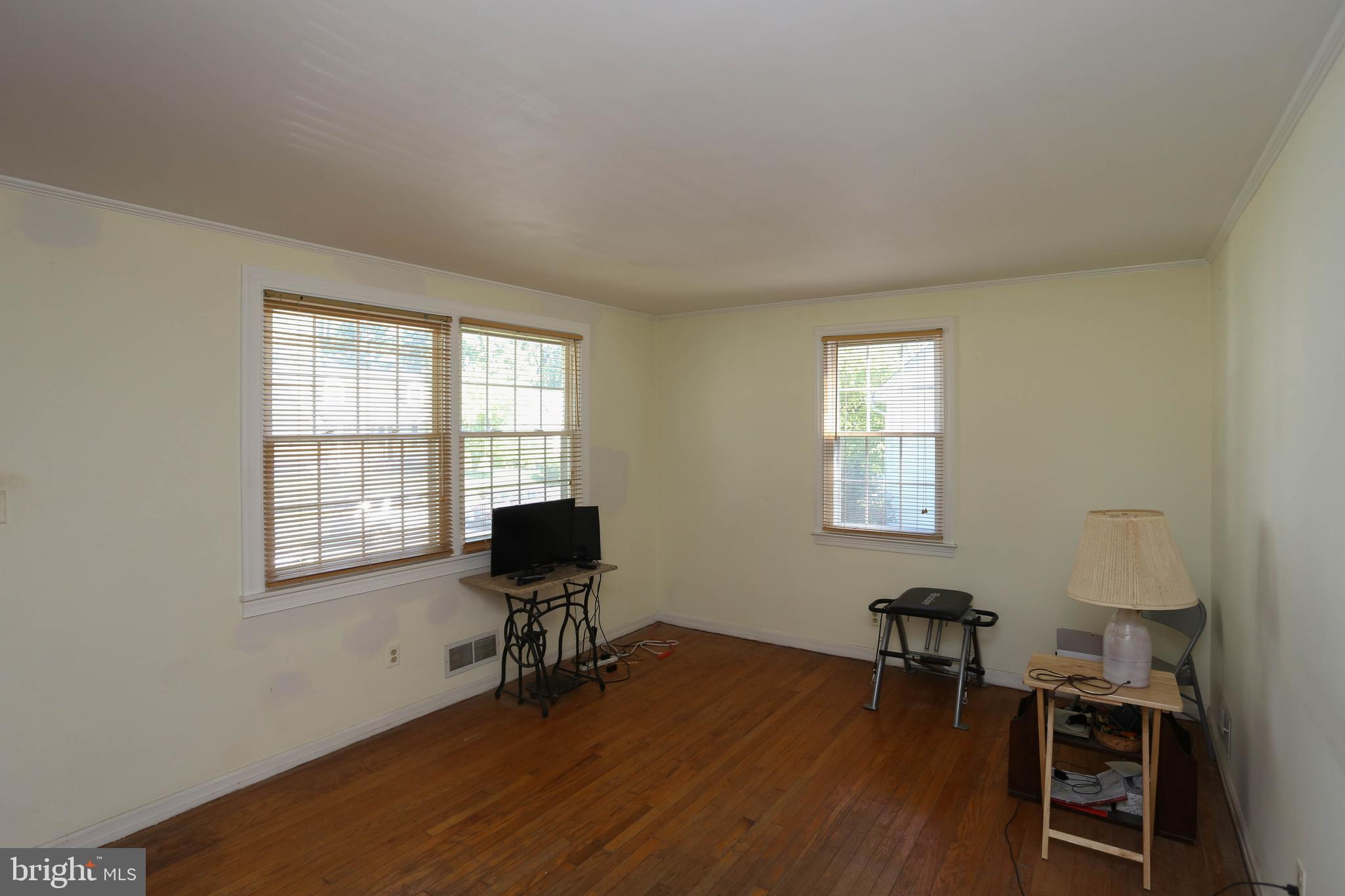 1823 Cromwood Road Baltimore, MD 21234 - Photo 3 of 32 Gallery Image 3
