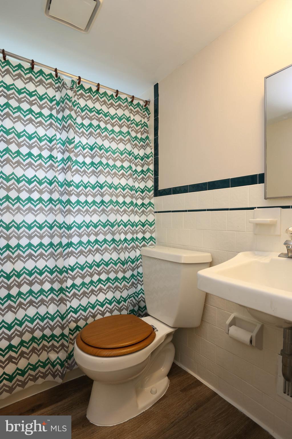 1823 Cromwood Road Baltimore, MD 21234 - Photo 9 of 32 Gallery Image 9