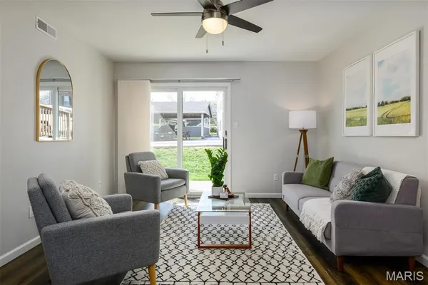 $157,500 | 7415 Triwoods Drive, Unit D, St. Louis, MO 63119