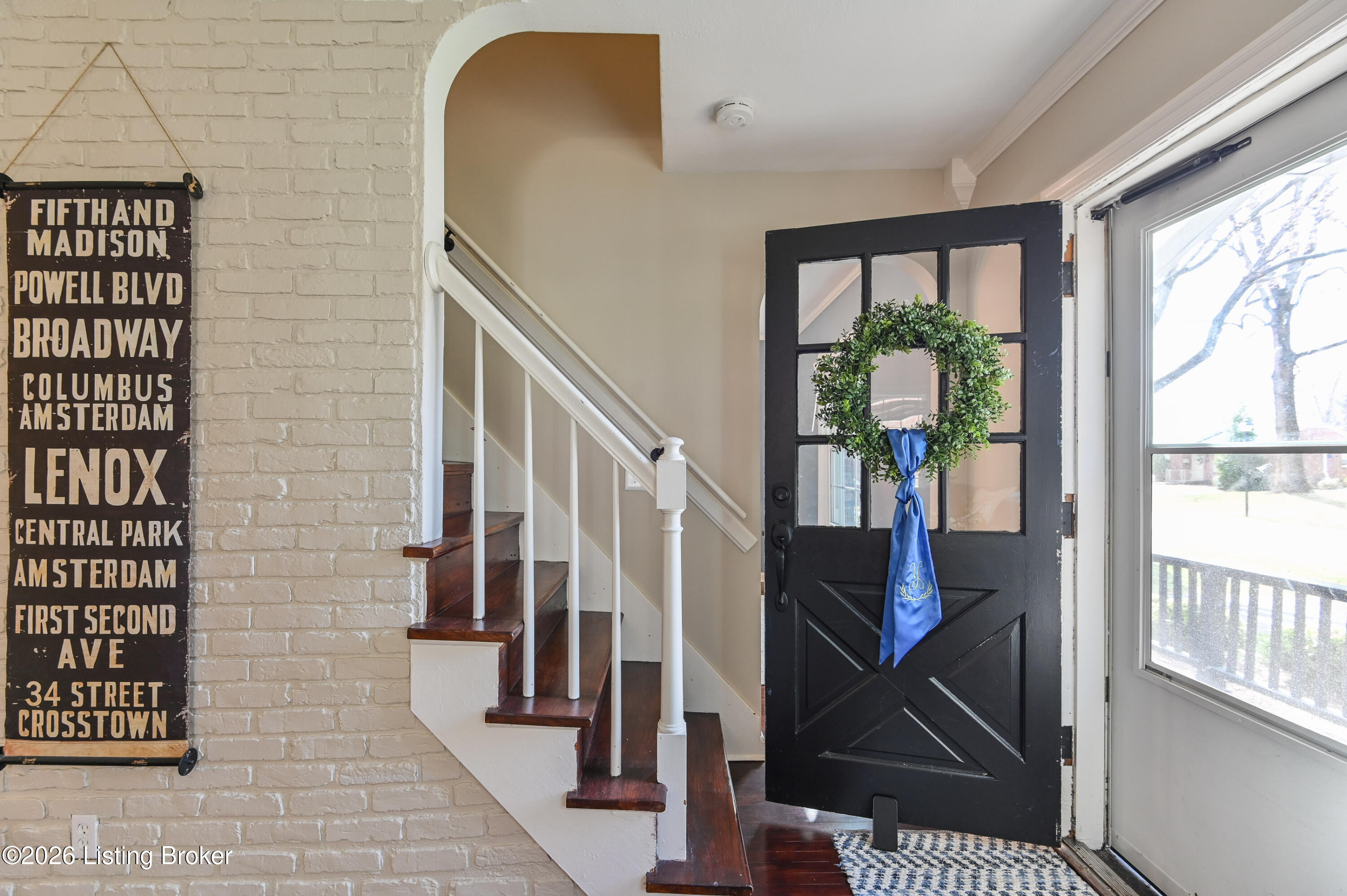 211 Merriman Road Louisville, KY 40207 - Photo 5 of 56 10 20260301-5360